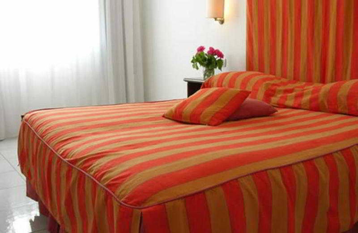 Marina-Riviera-Room-14