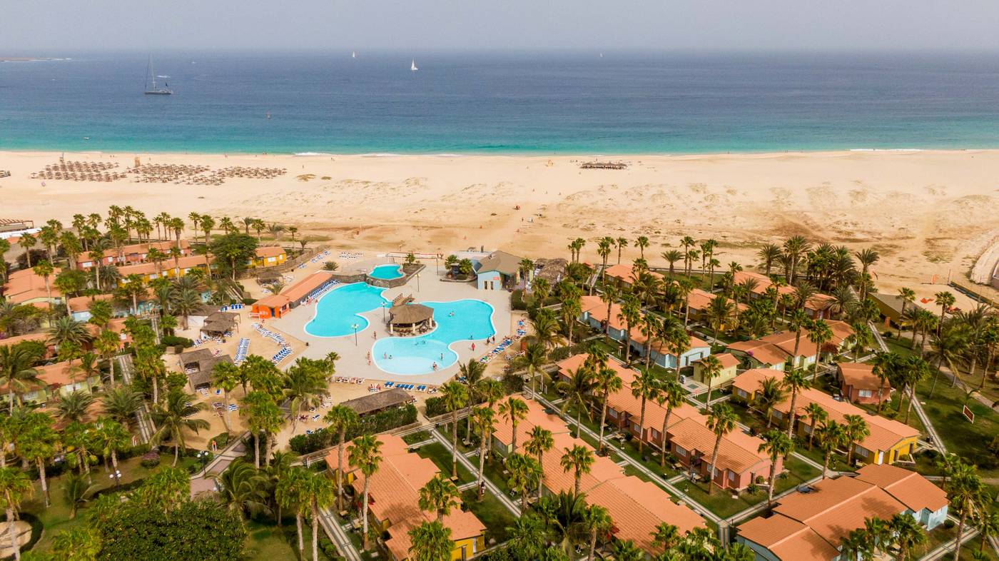 Vila-Do-Farol-Beach-8