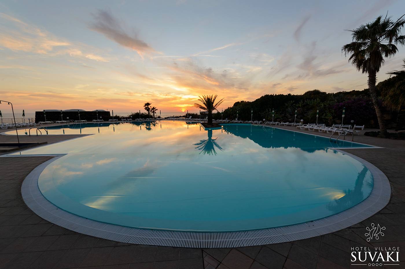 Suvaki-Resort-Pool-6