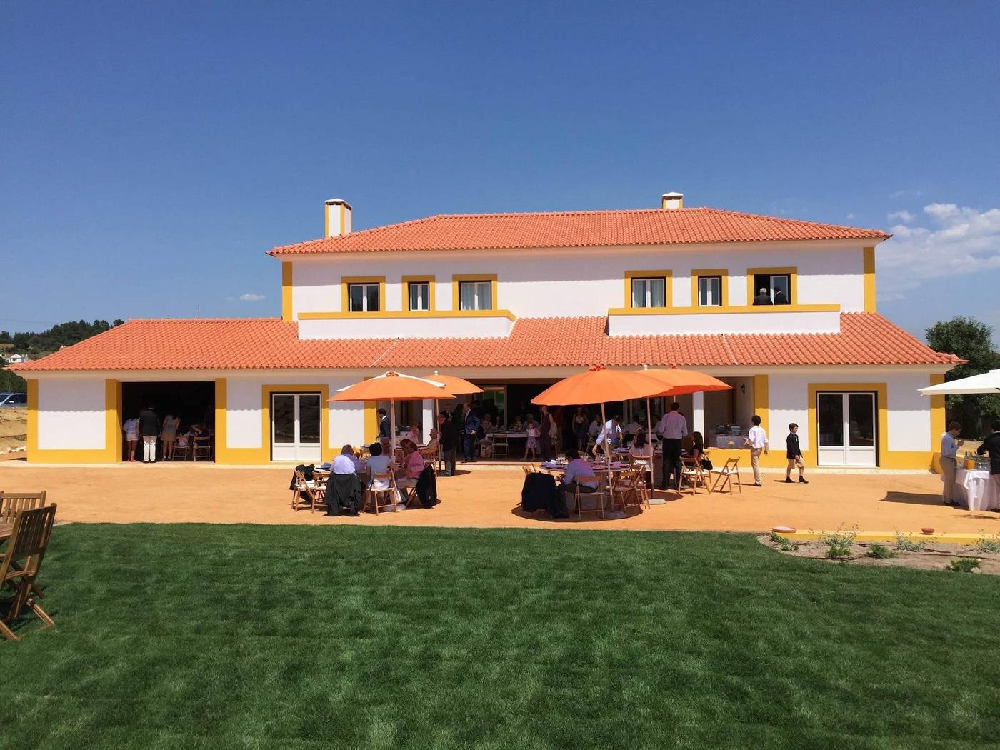 Casa-Do-Alfaro-Sports-and-Entertainment-30