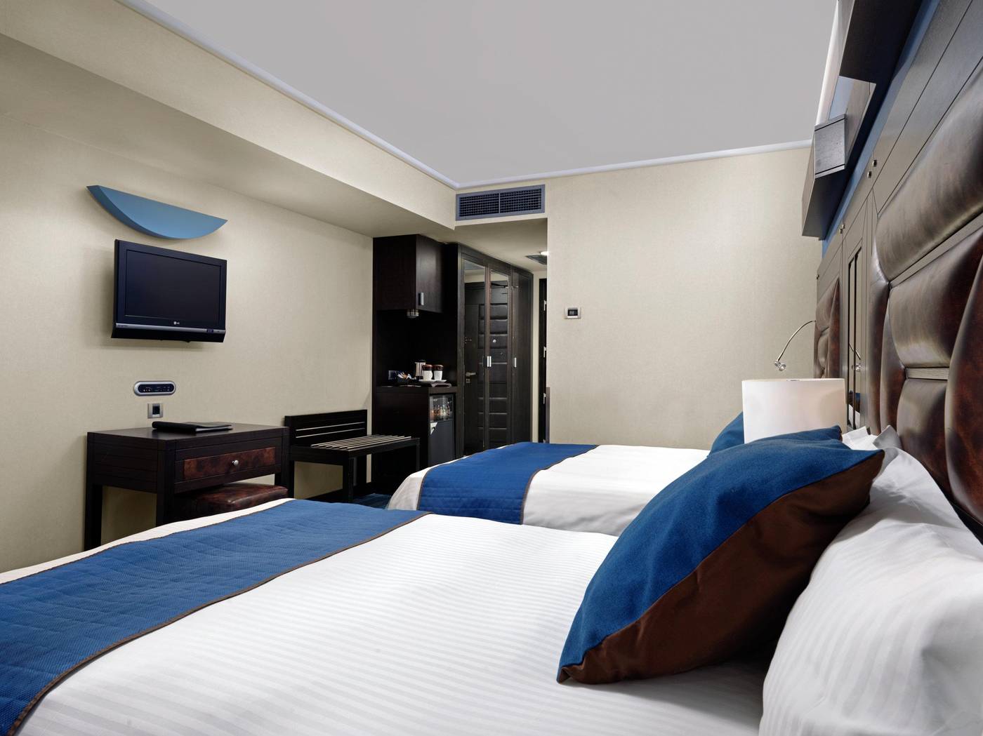 Crowne-Plaza-Athens-Room-33