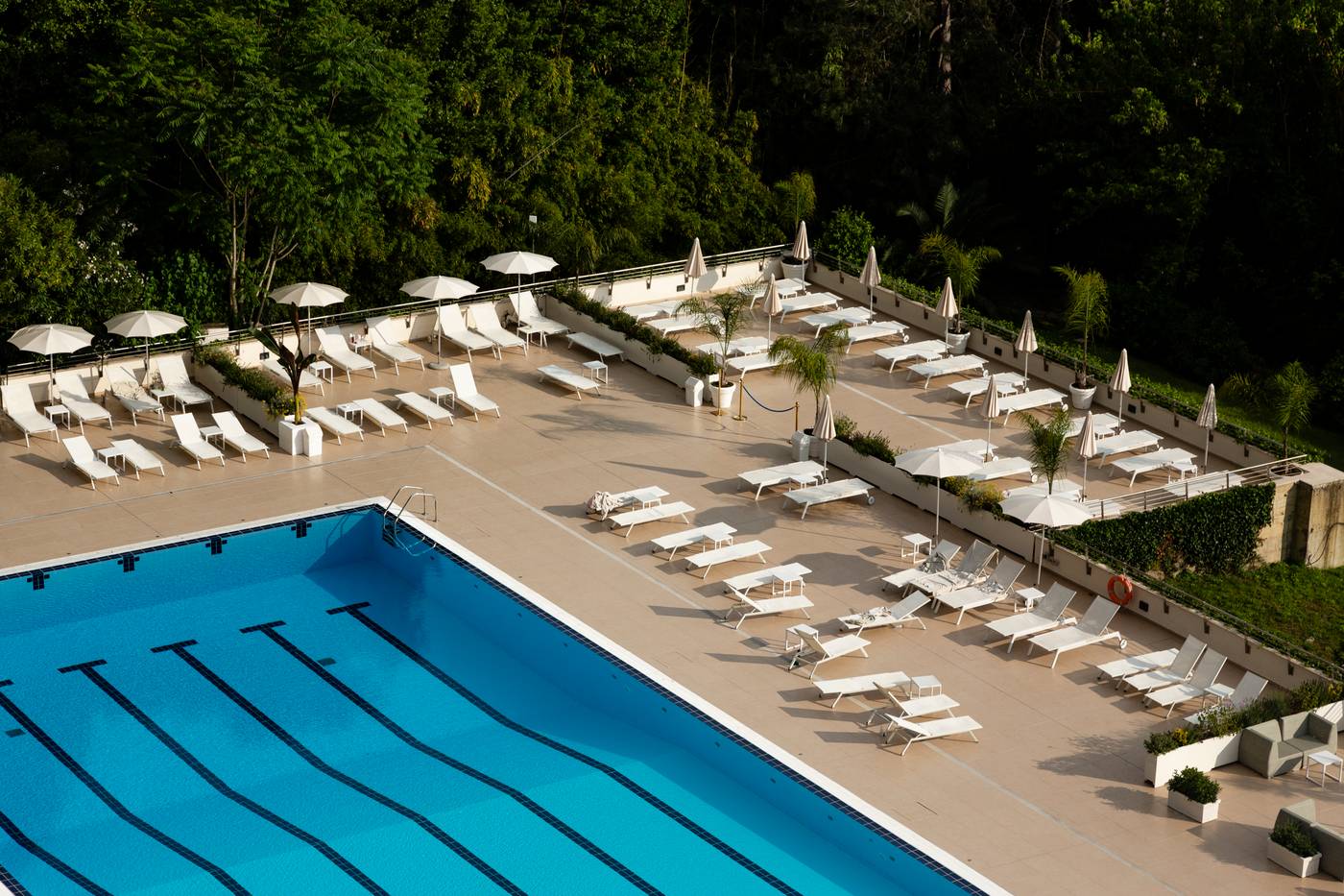 Villa-Pamphili-Pool-76