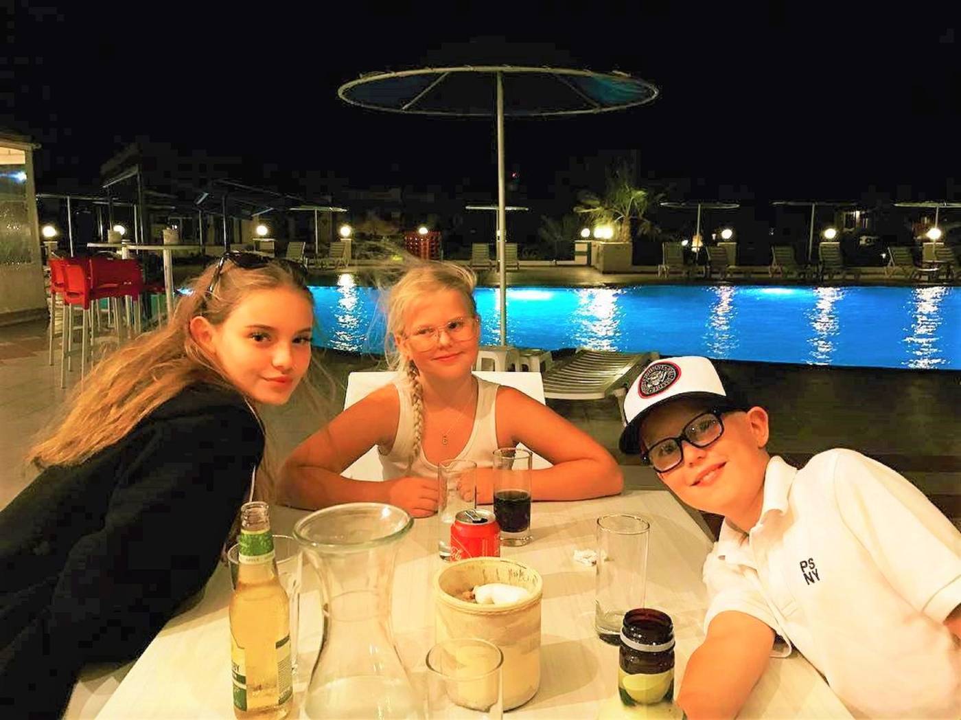 Zorbas-Hotel-Beach-Village-Bar-42