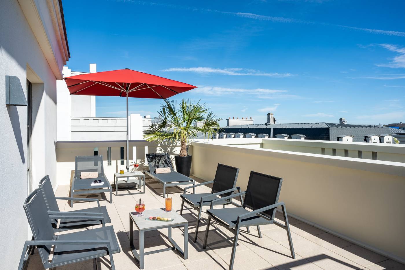 Relais-Spa-Chessy-Room-1