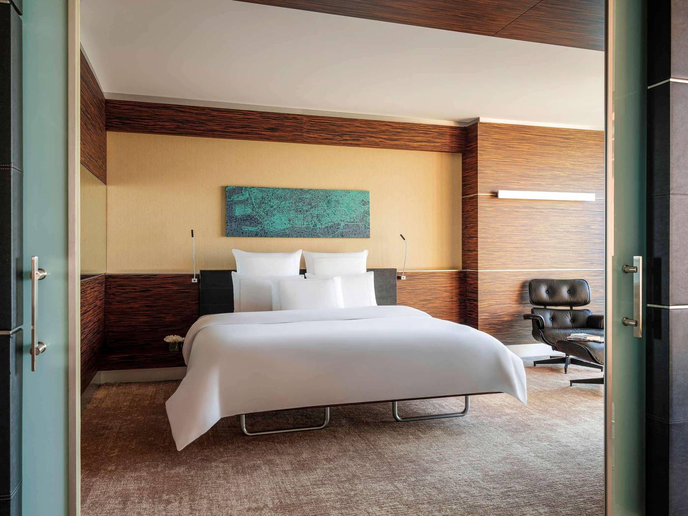 Swissotel-Grand-Efes-Izmir-Room-36