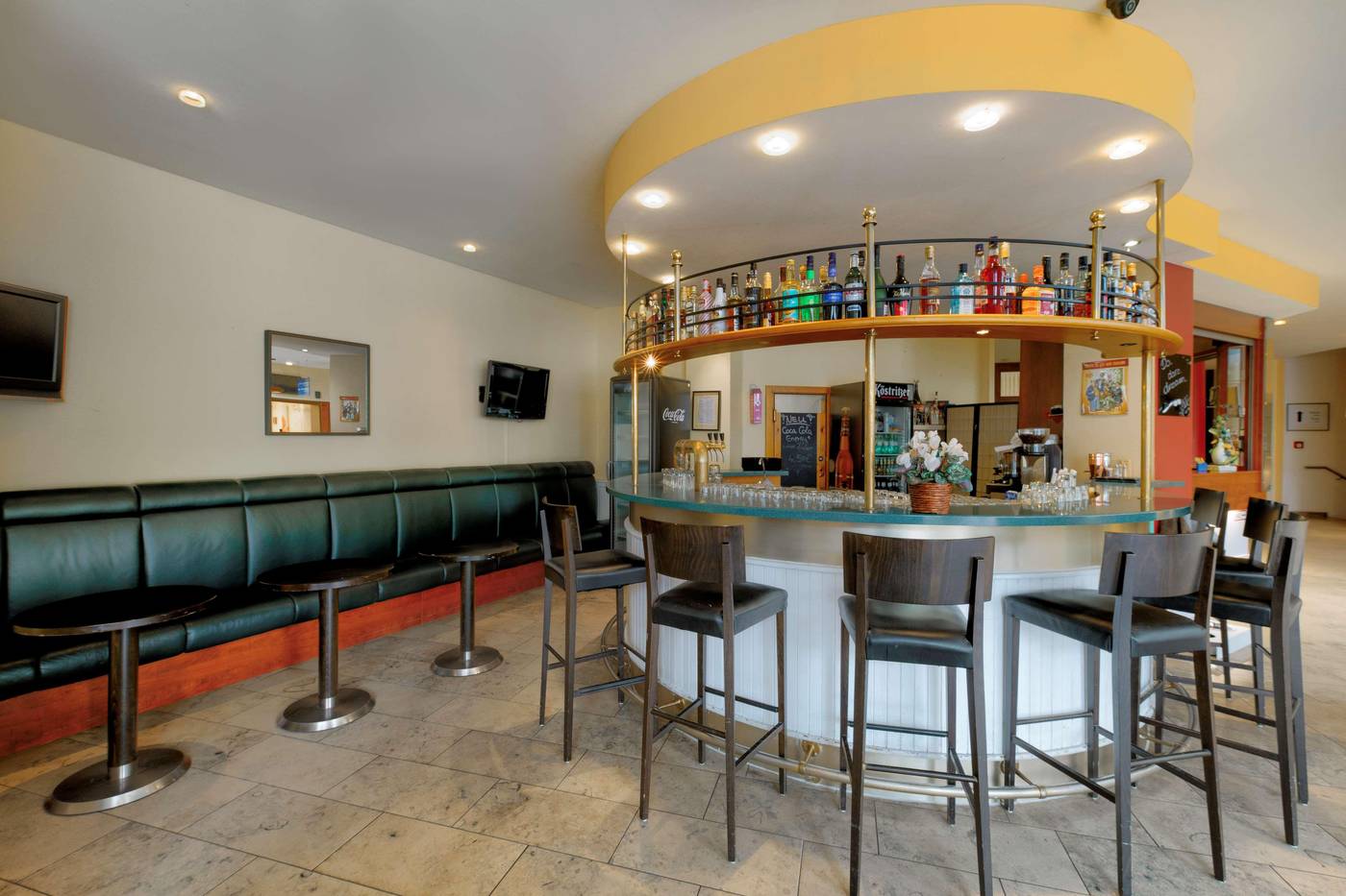 Hotel-am-Schloss-Koepenick-Berlin-by-Golden-Tulip-Bar-19