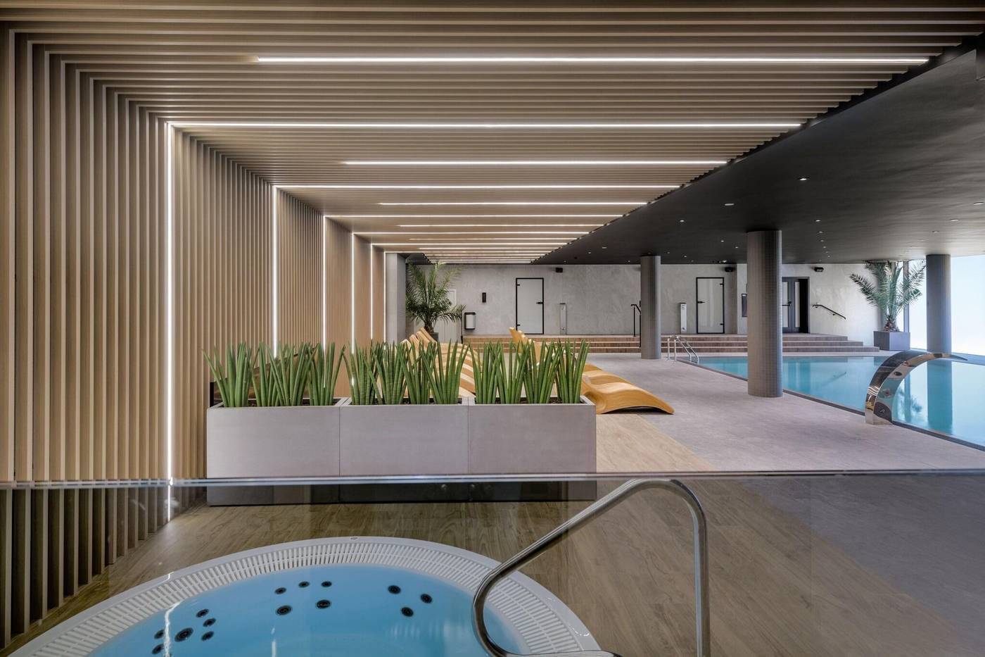 AC-Hotel-by-Marriott-Krakow-Pool-60