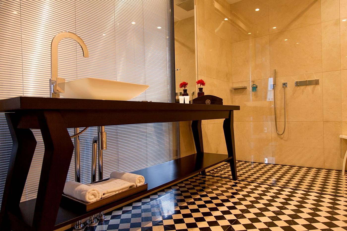 Quentin-Boutique-Hotel-Room-47