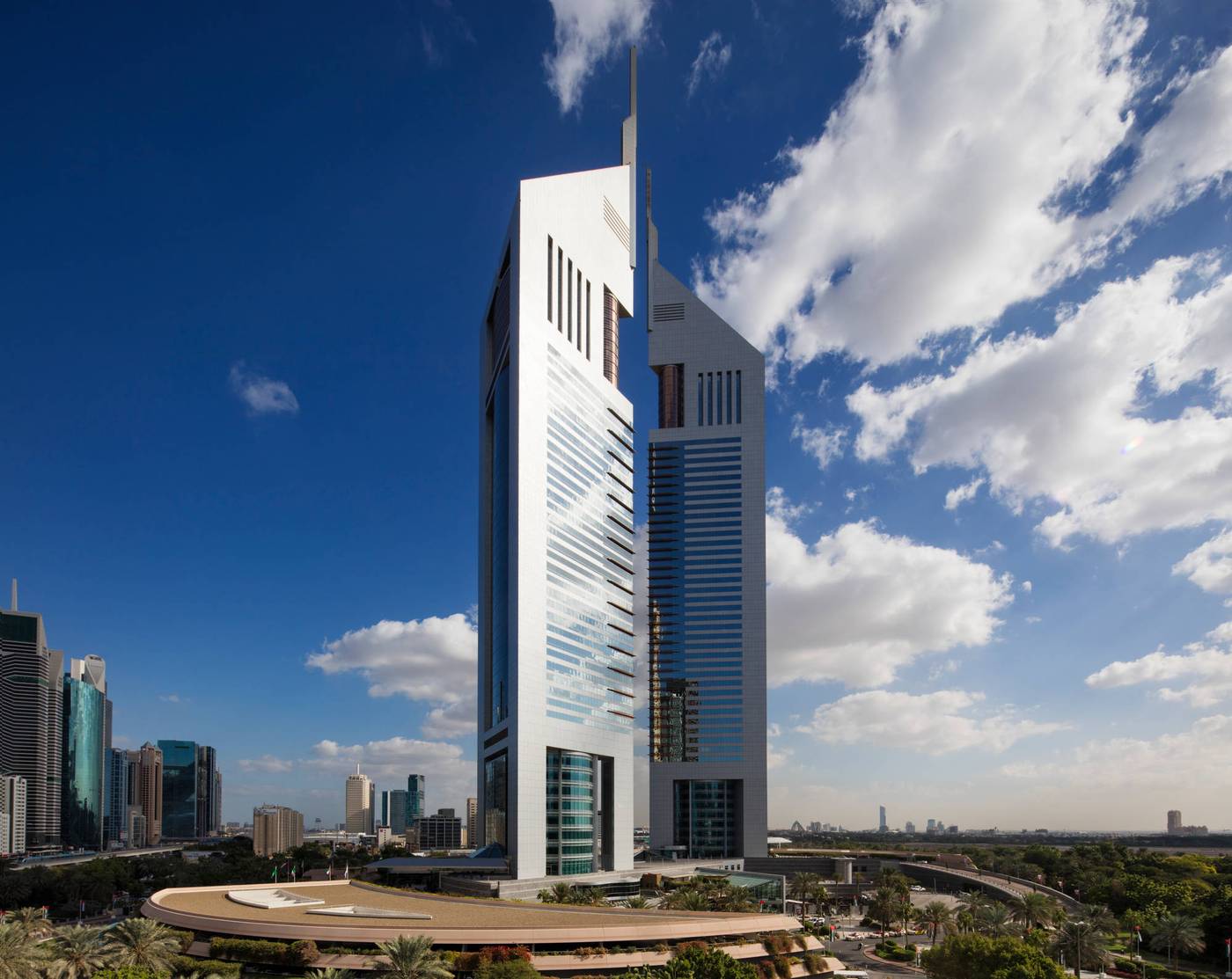 Jumeirah-Emirates-Towers-General-view-10