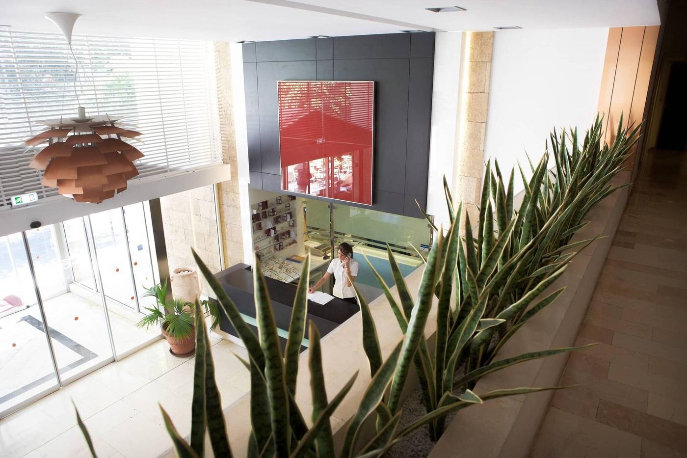 Hotel-Esperia-Lobby-56