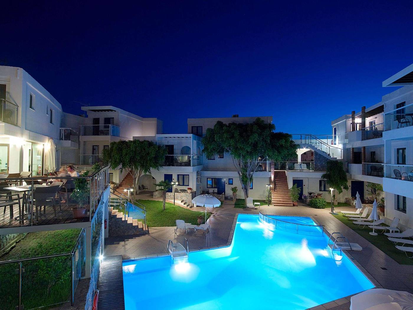 Minos-Village-Pool-2