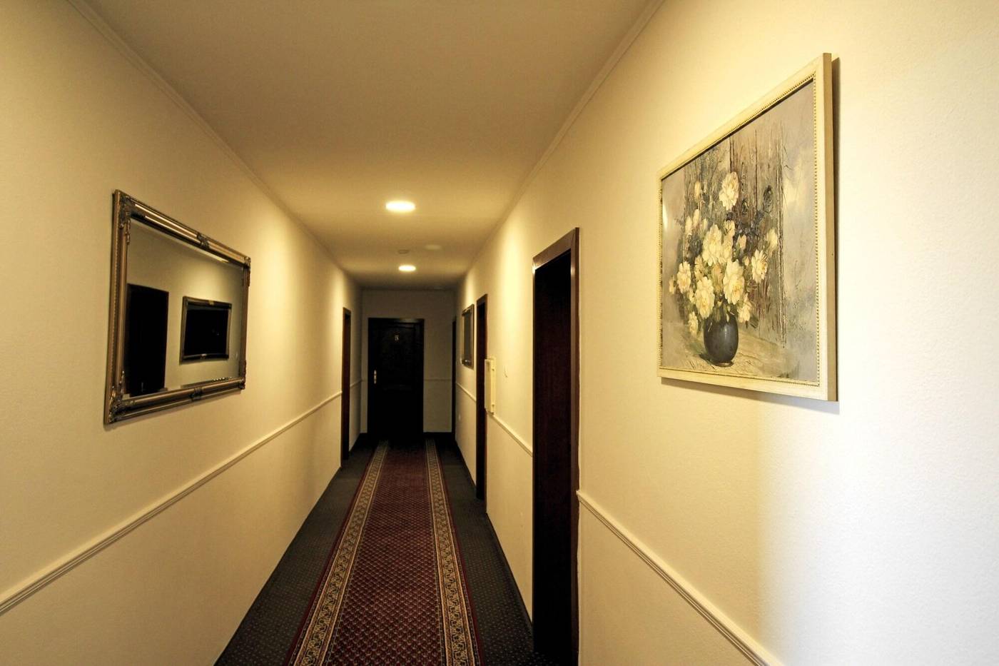 Penzion Wellness Zoborska-Slovakia-NITRA-Lobby-8