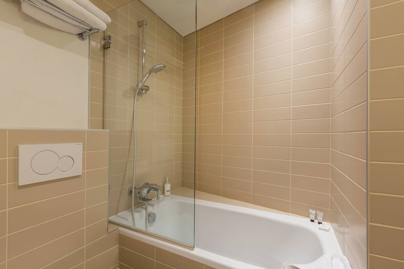 Contact-Hotel-Alize-Montmartre-Room-23