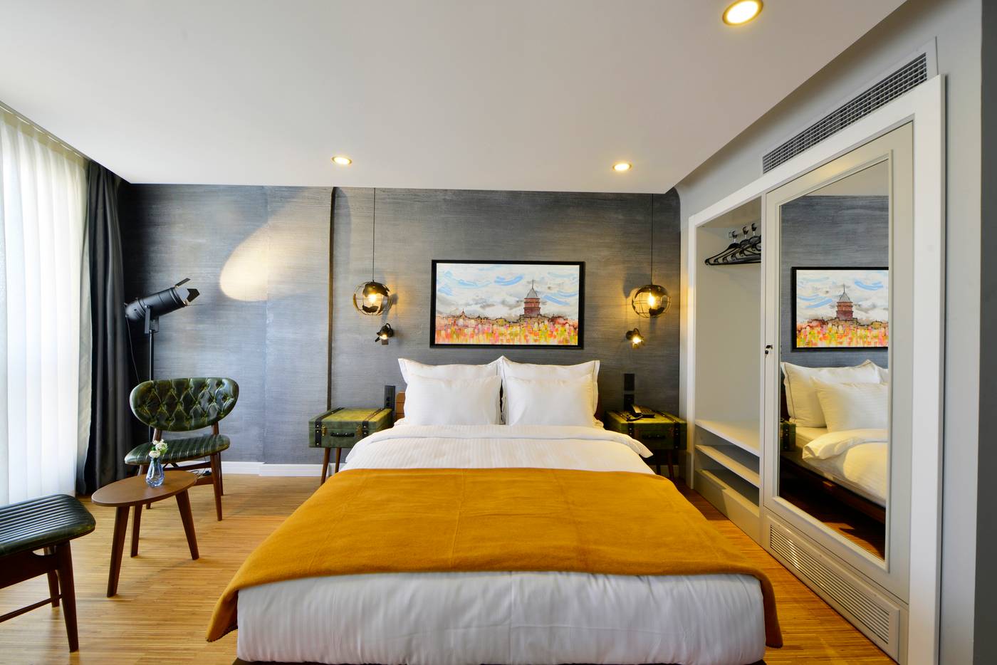 Poem-Special-Hotel-Room-10