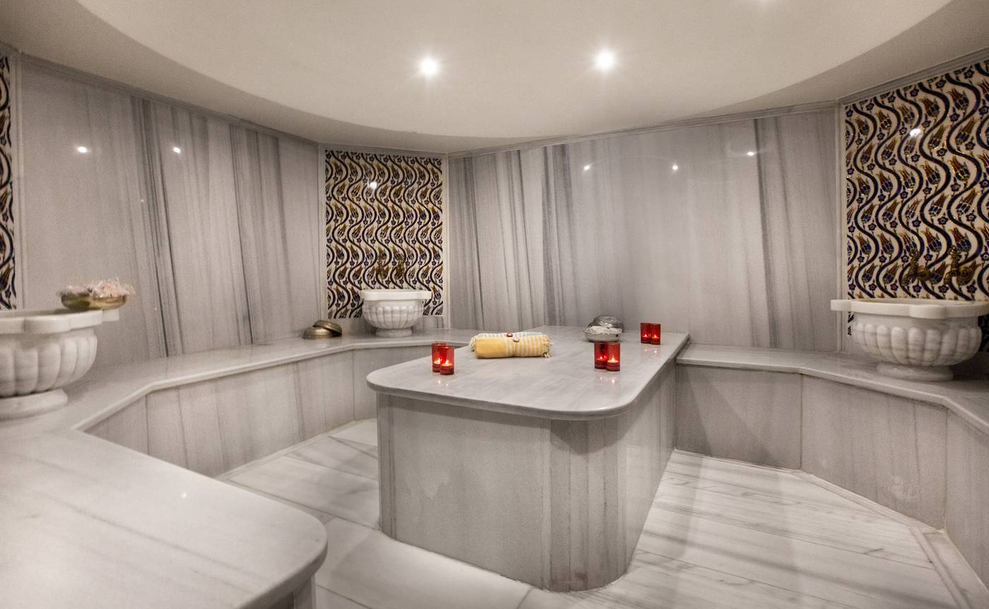 Pera-Center-Hotel-Sports-and-Entertainment-11