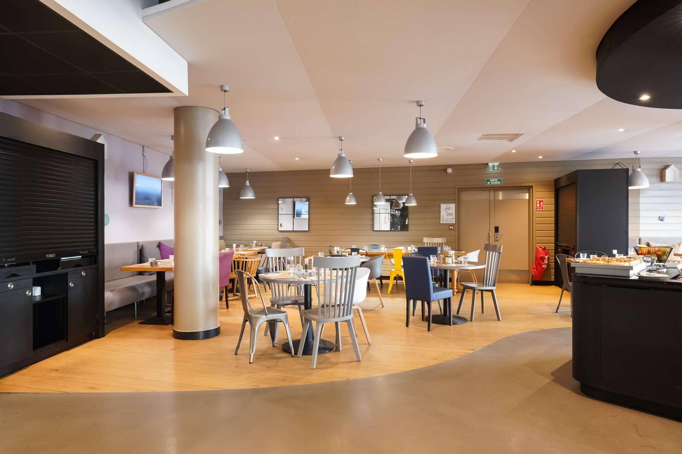 Campanile-Paris-Ouest---Pont-de-Suresnes-Restaurant-15