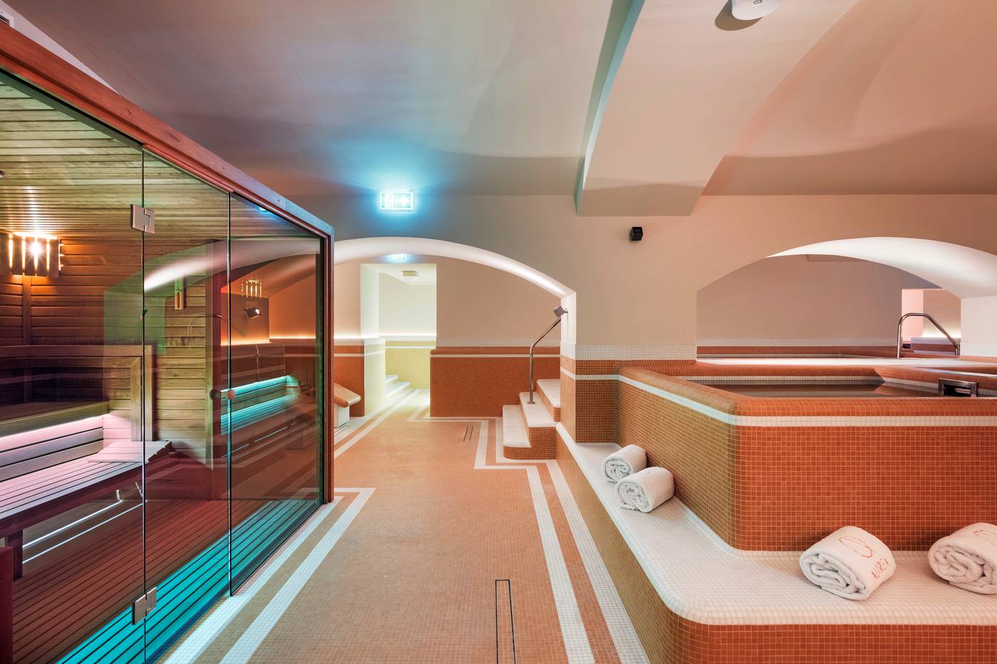 Aurea-Ana-Palace-by-Eurostars-Hotel-Company-Sports-and-Entertainment-57