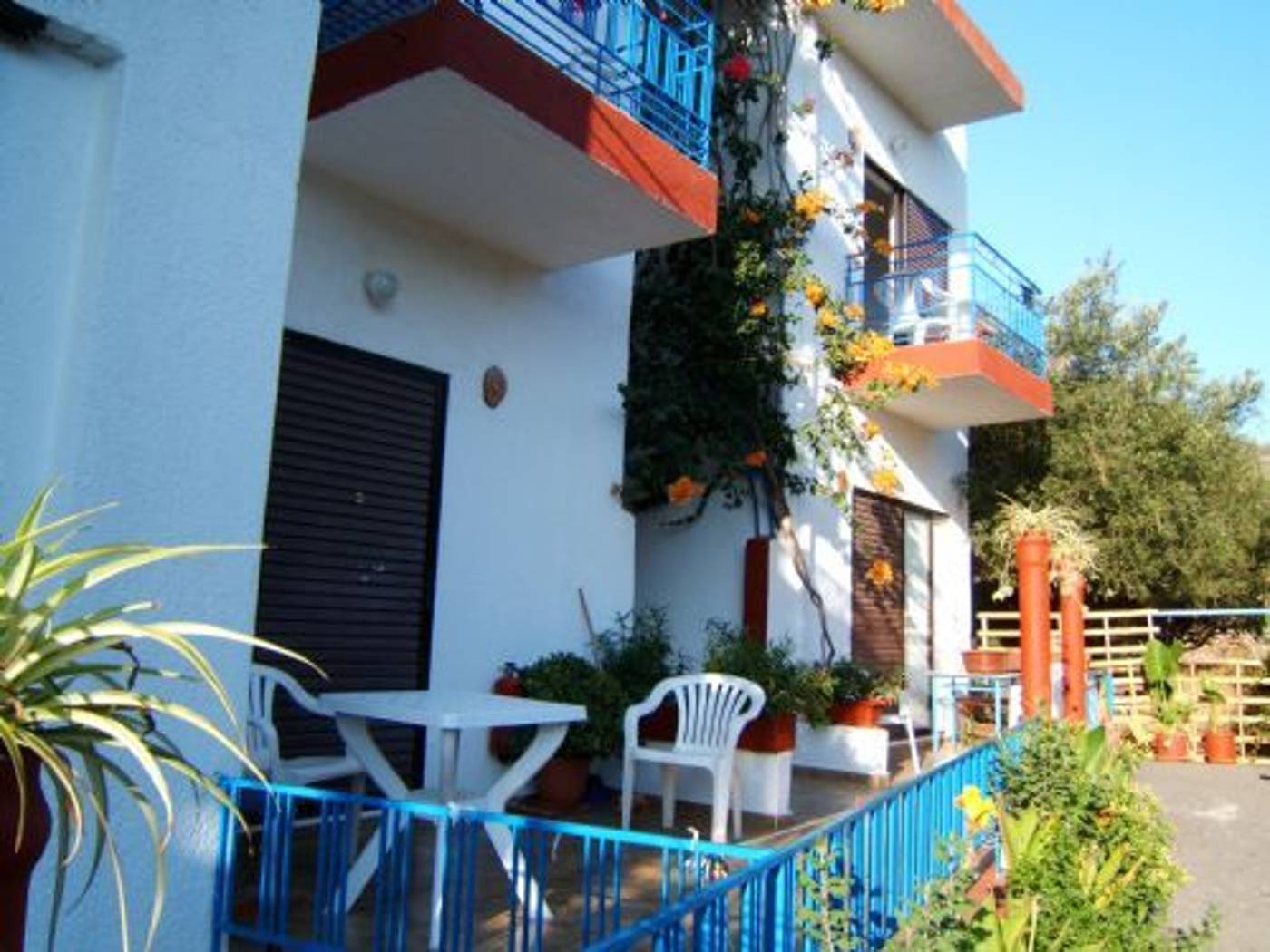 Sailors Apartments