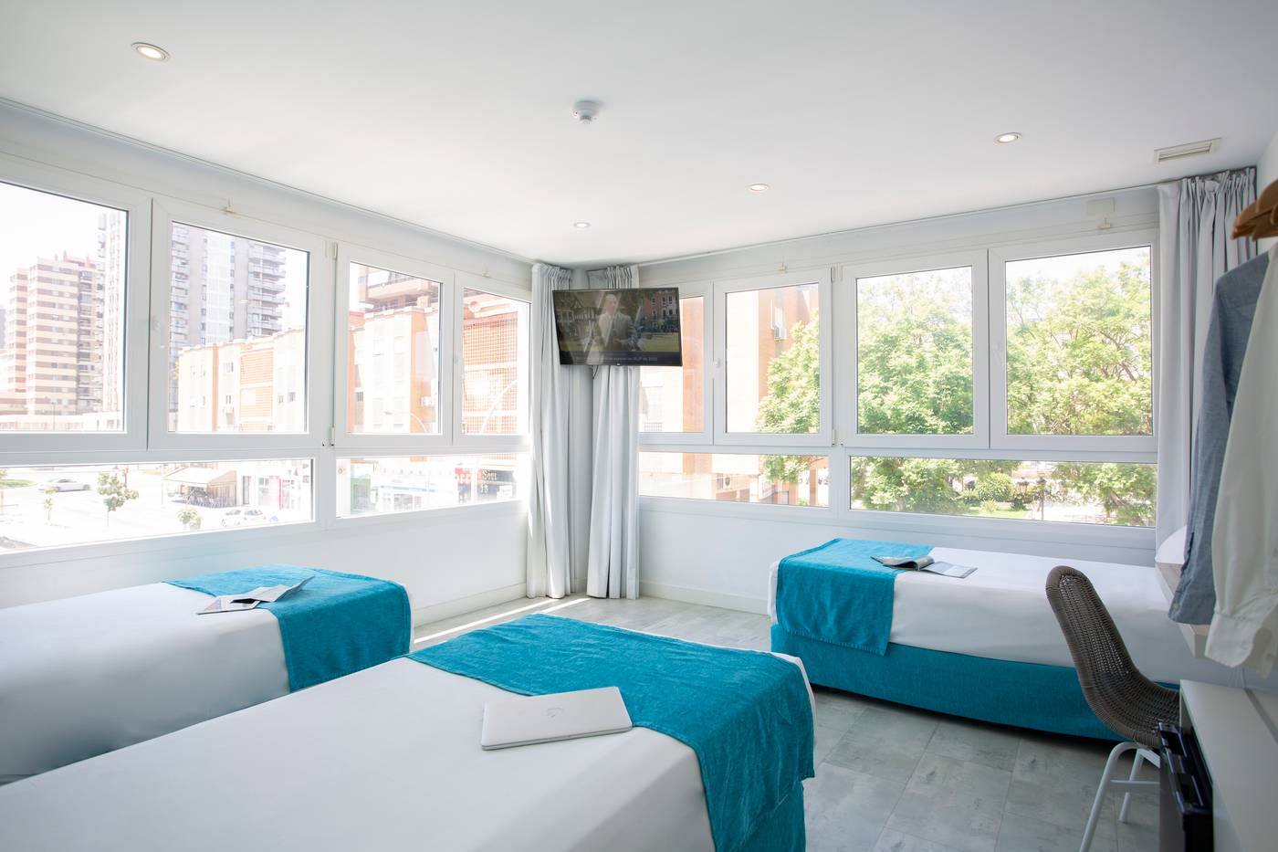 Casual-del-Mar-Malaga-Room-42