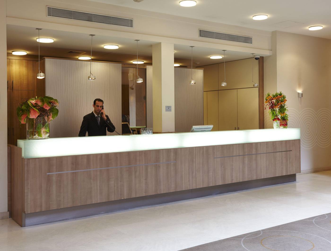 Citadines-Saint-Germain-des-Pres-Paris-Lobby-10