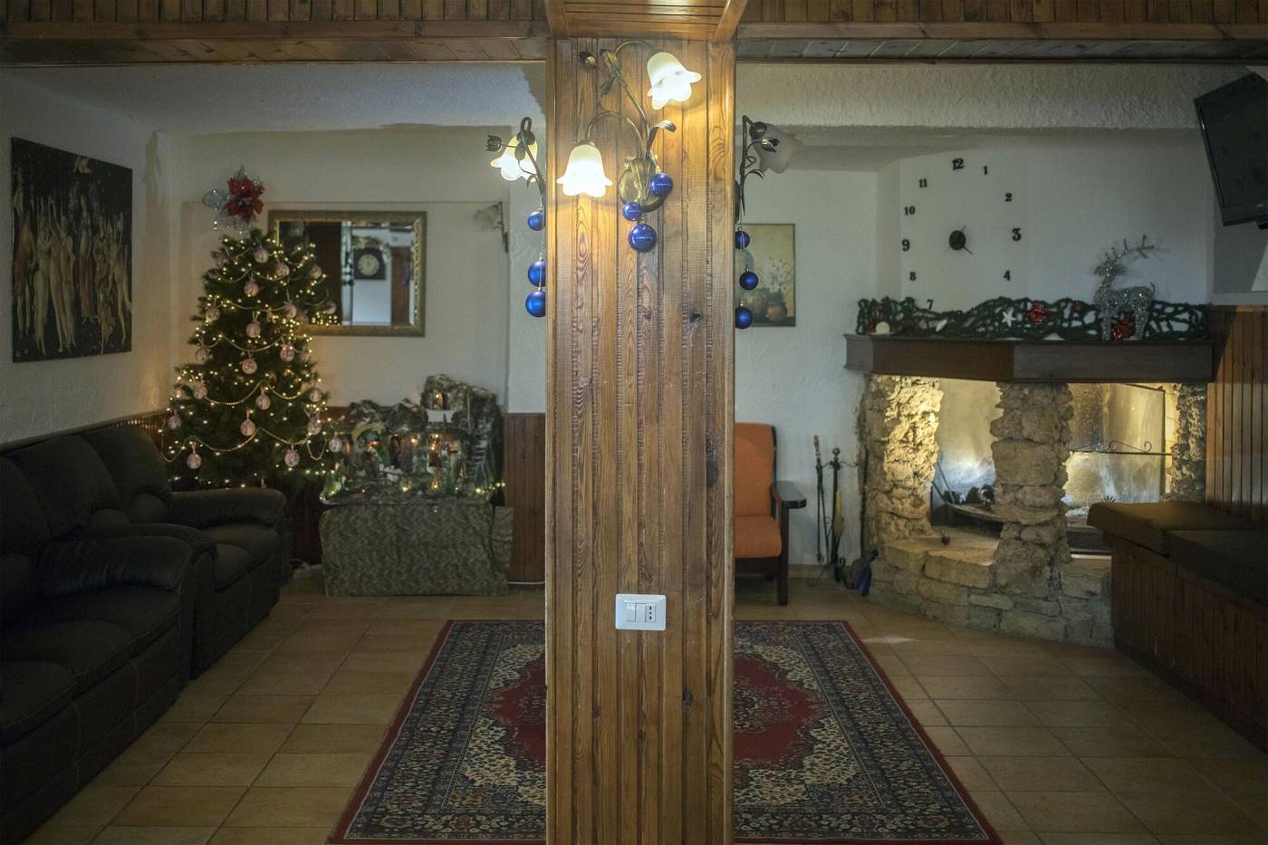 Hotel-Pinguino-Lobby-16