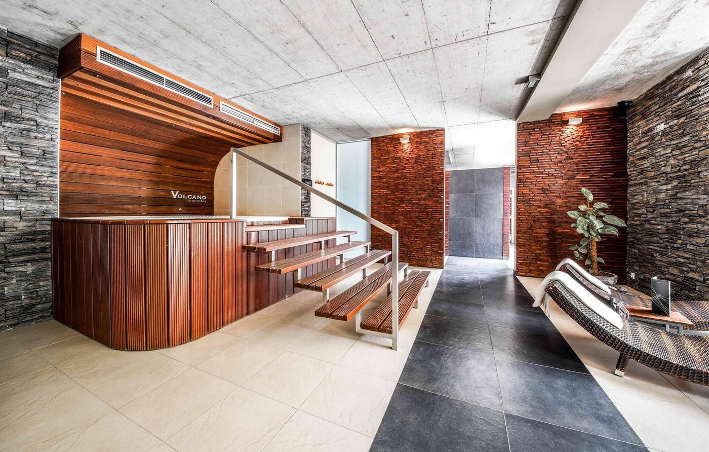 Volcano-Spa-Hotel-Sports-and-Entertainment-43