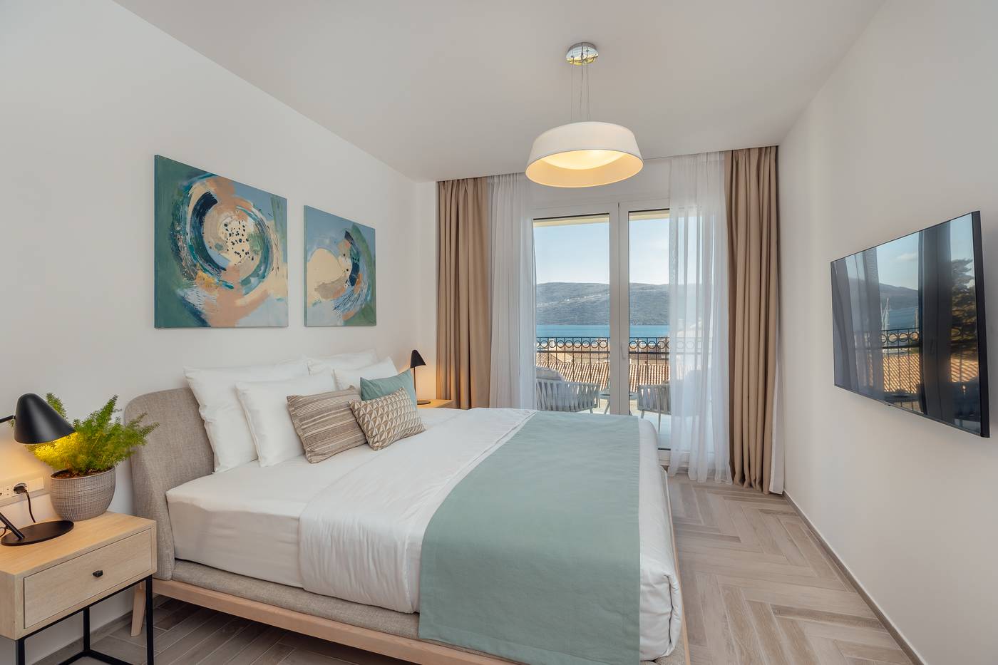 Lazure-Hotel---Marina-Room-26