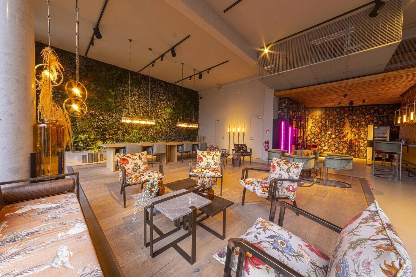 Aeronaut-Serviced-Apartments-powered-by-Pearl1-Lobby-13