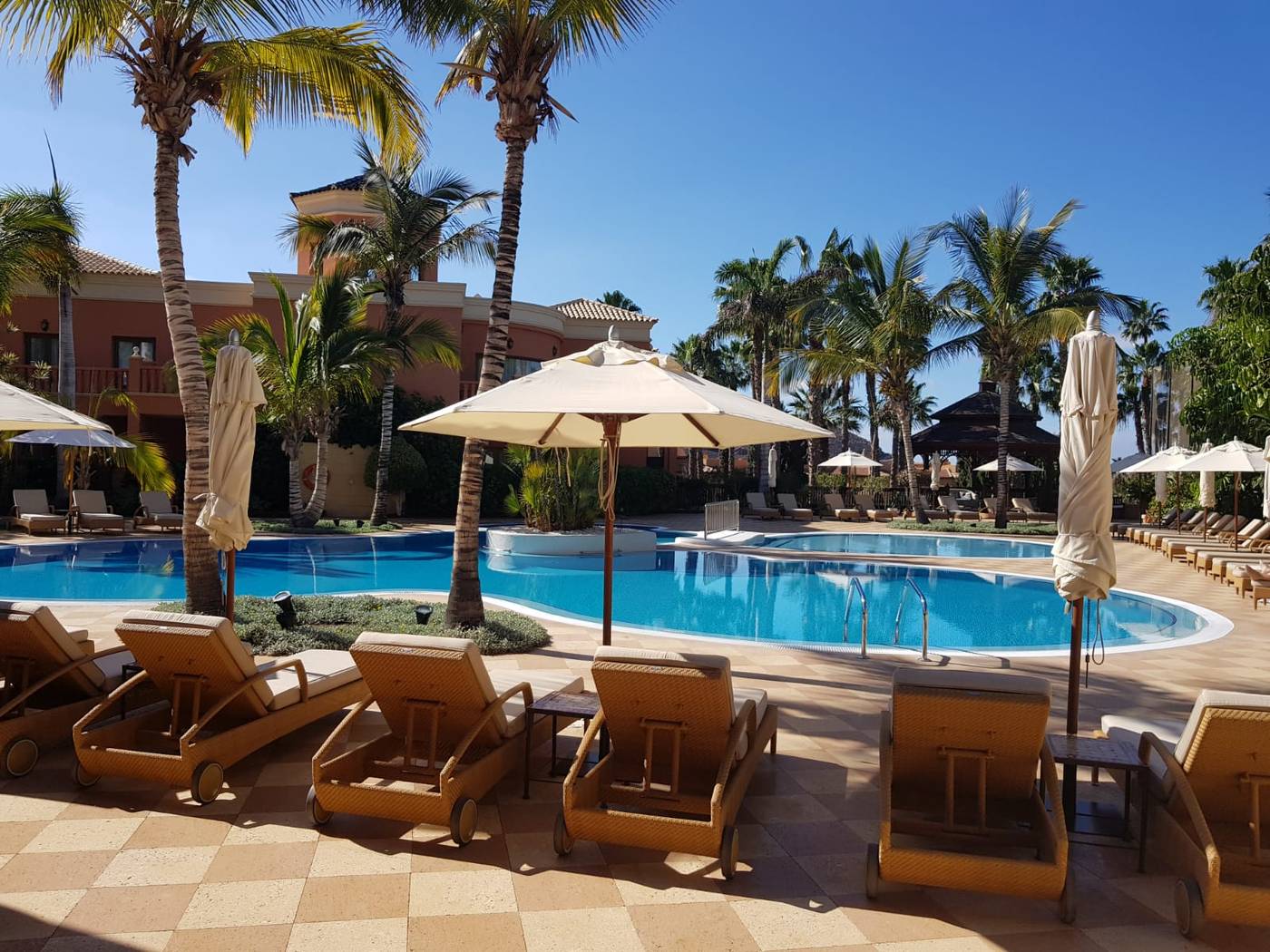 Las-Madrigueras-Pool-6