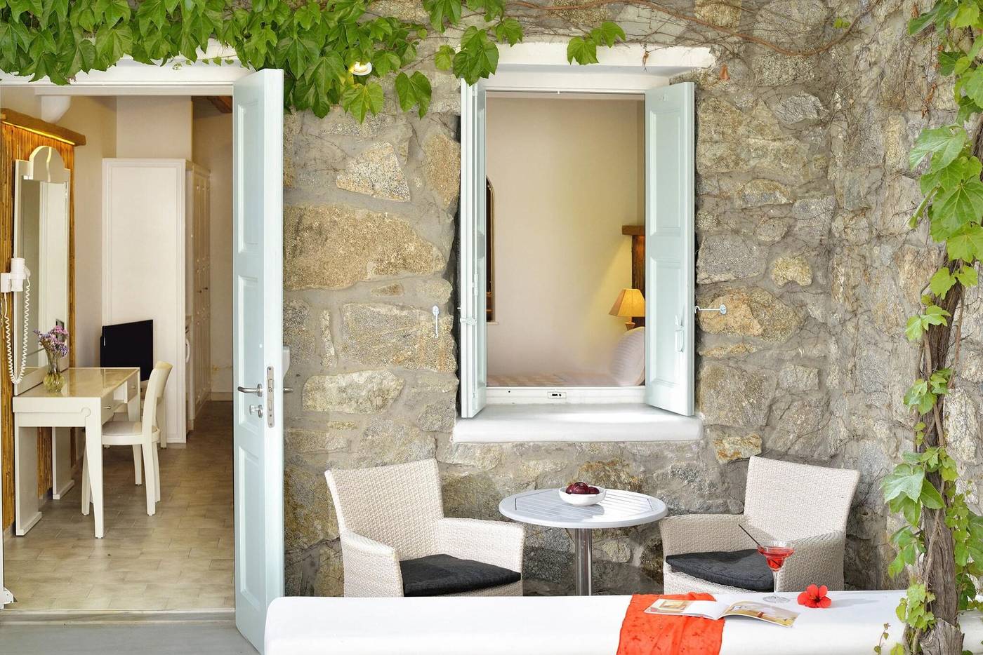 Petinos-Hotel-Room-73