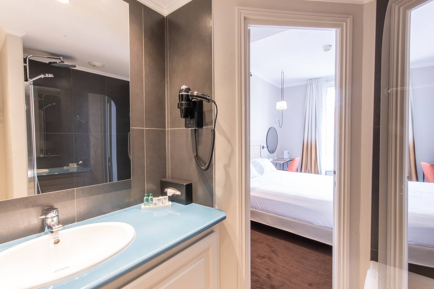 Hotel-Vendome-Room-35