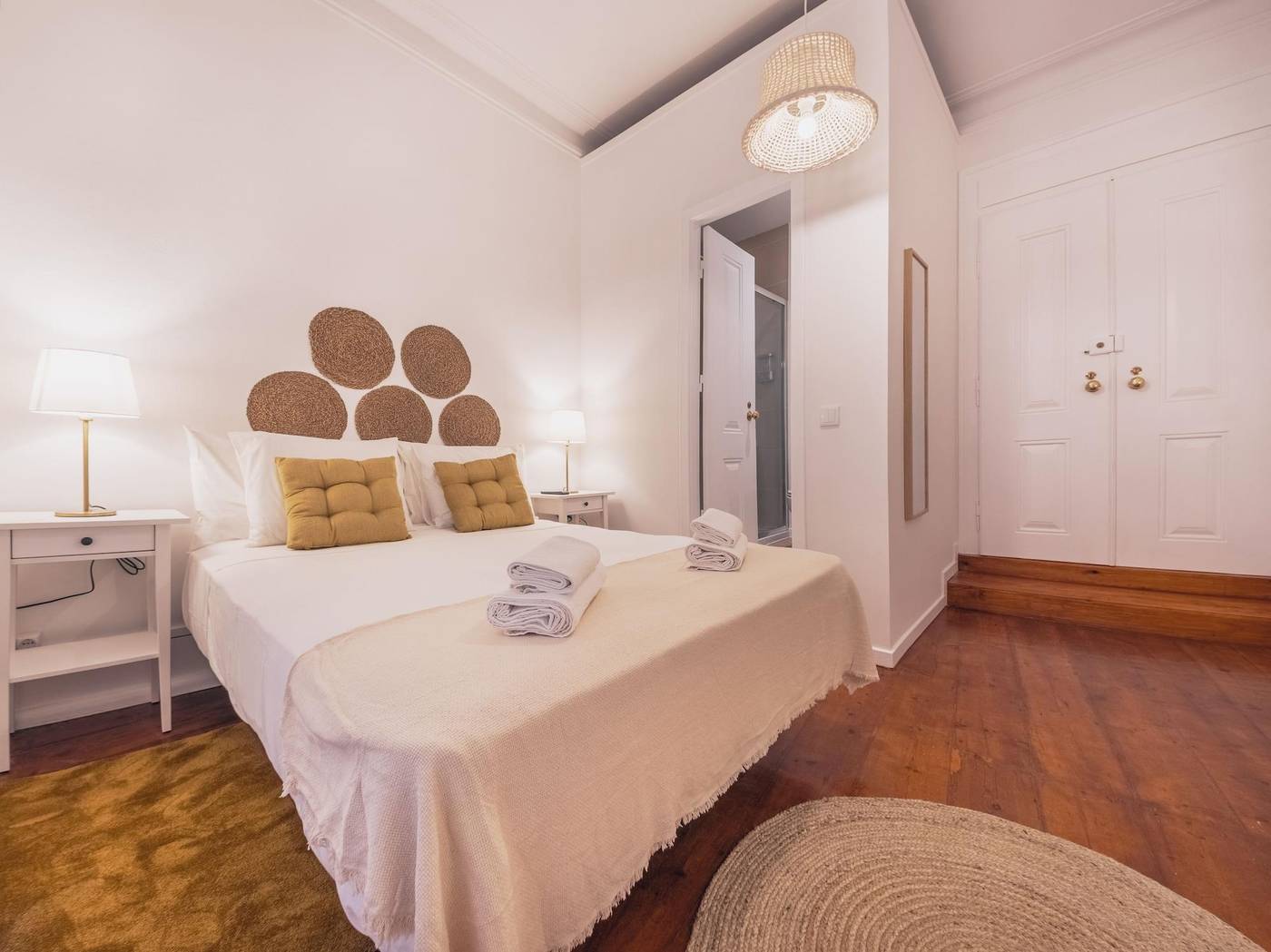 Solar-Dos-Poetas-Room-53