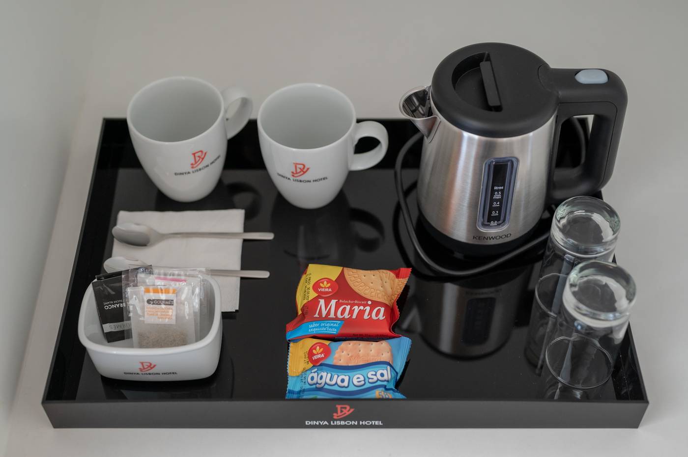 Dinya-Lisbon-Hotel---Lounge-Bar-Restaurant-47