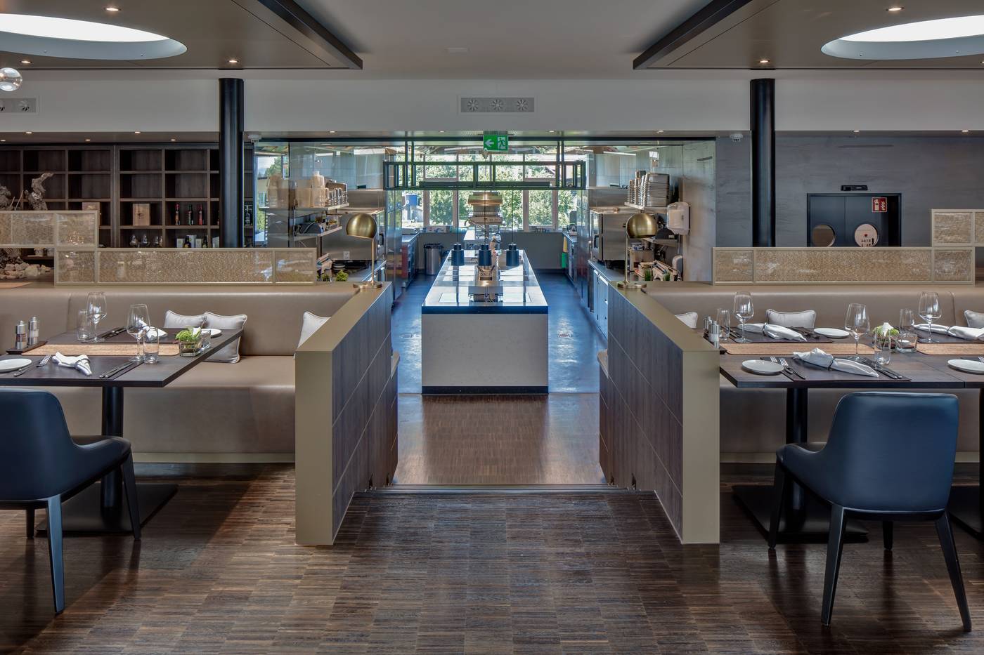 Hotel Sempachersee-Switzerland-NOTTWIL-Restaurant-10