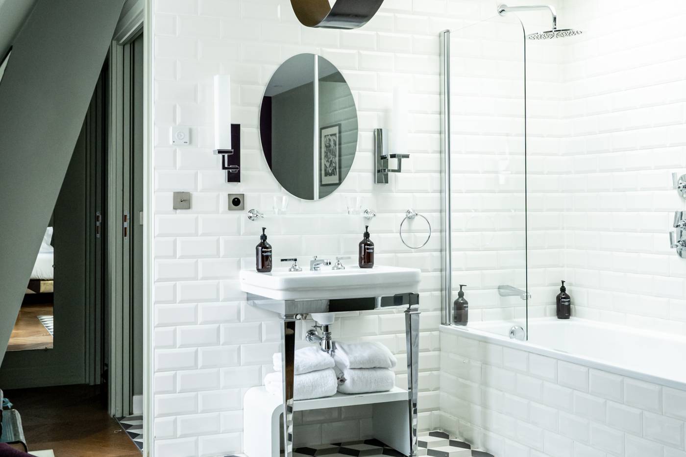 Monsieur-Cadet-Hotel---Spa-Room-21