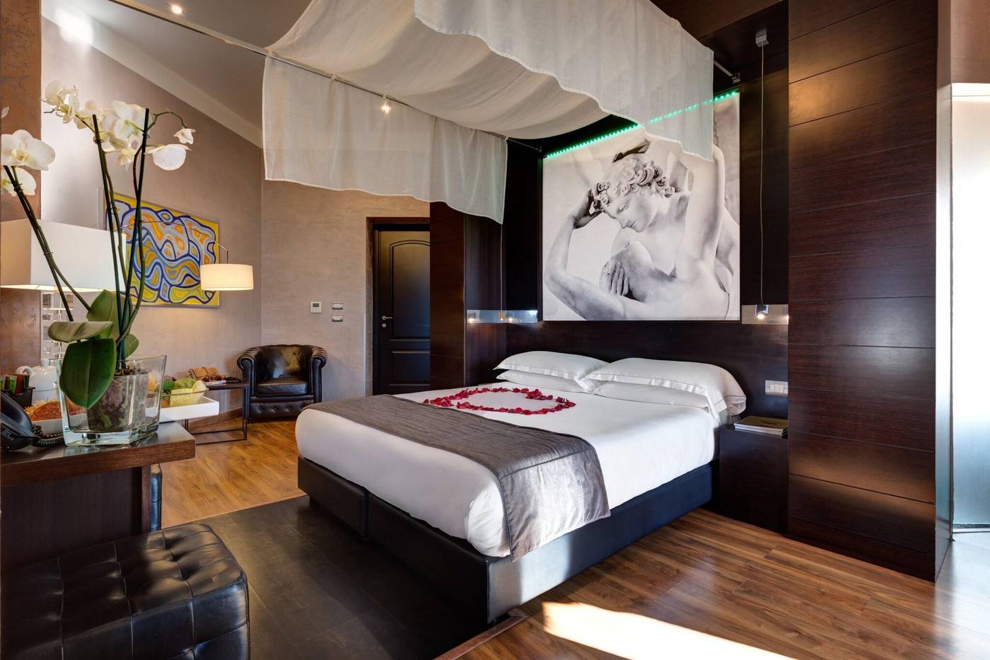 Dharma-Luxury-Hotel-Room-17