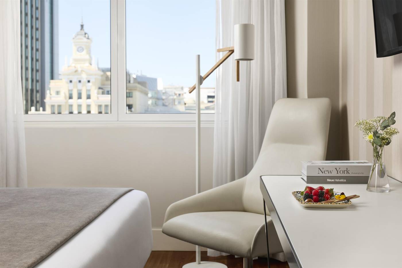 NH-Collection-Madrid-Colon-General-view-50