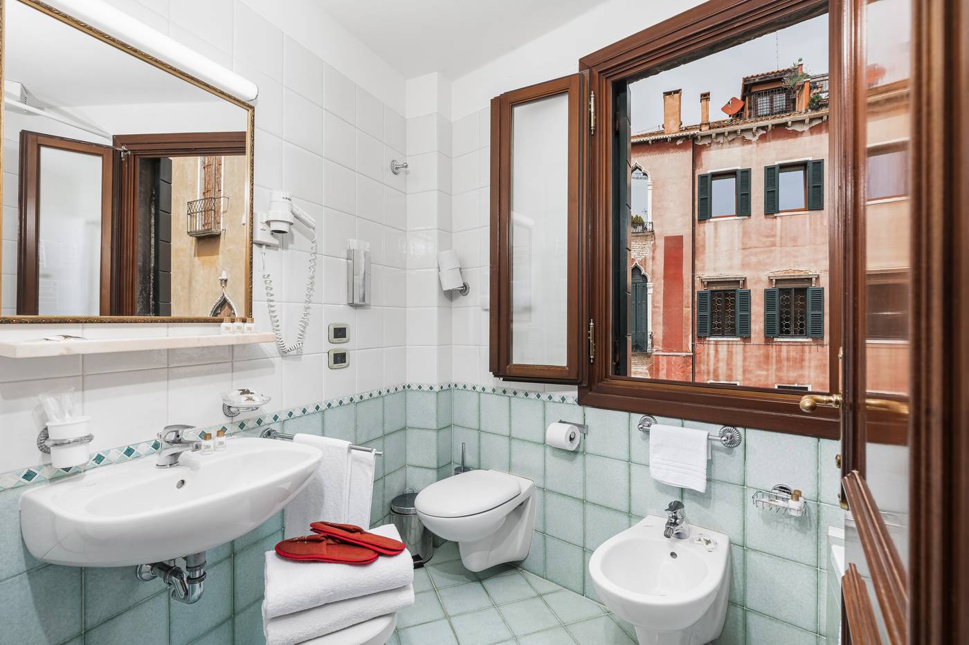 Hotel-San-Moise-Room-45