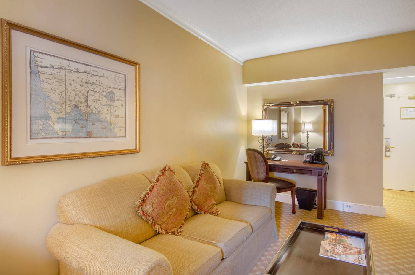 Omni-Parker-House-Room-46