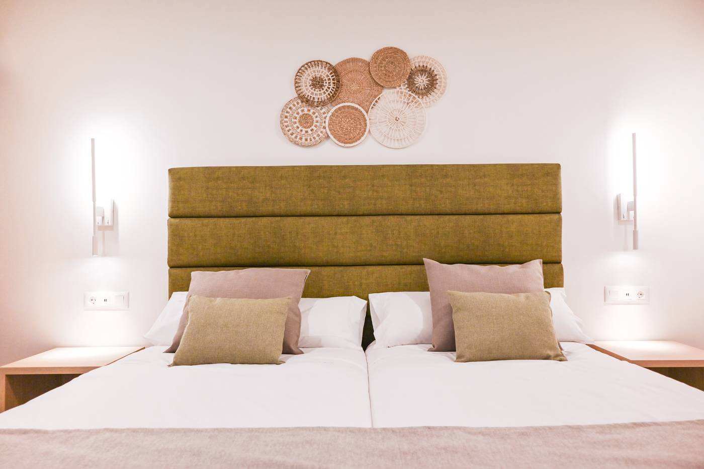 HL-Miraflor-Suites-Room-20