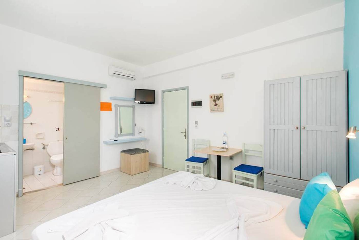 Xenones-Lindos-Room-25