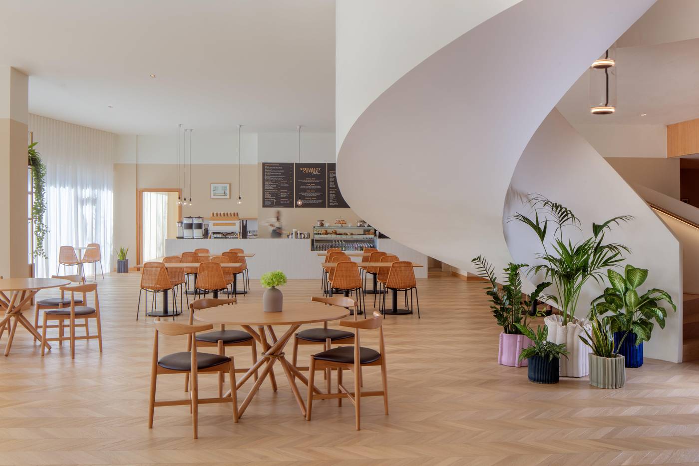 Staybridge-Suites-Dubai-Internet-City-Restaurant-31