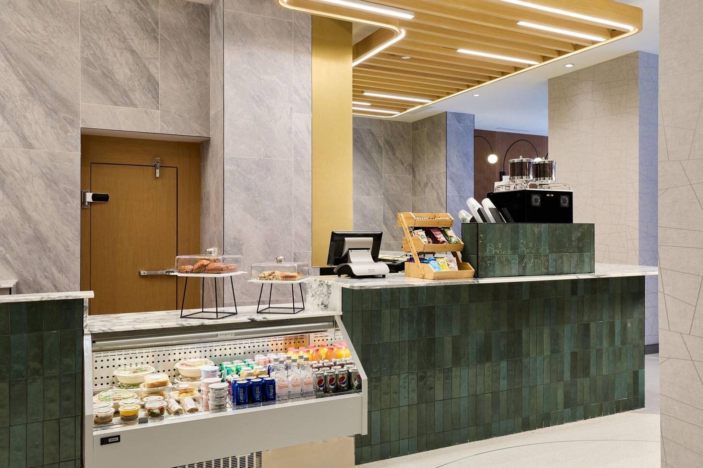 Delta-Hotels-New-York-Times-Square-Bar-27