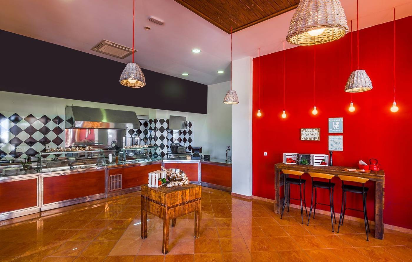 Kipriotis-Panorama-and-Suites-Restaurant-34