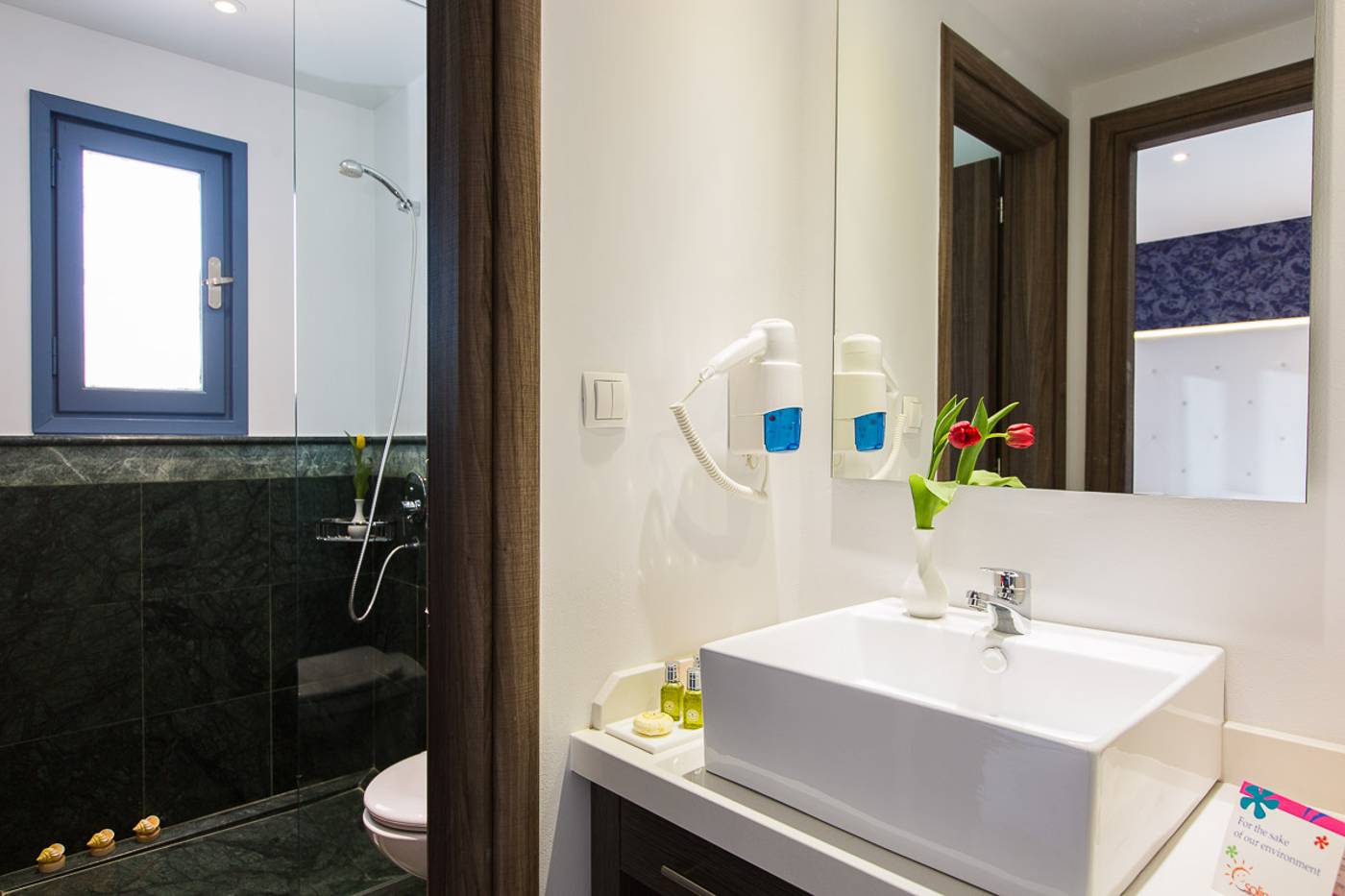 Solimar-Ruby-Room-16