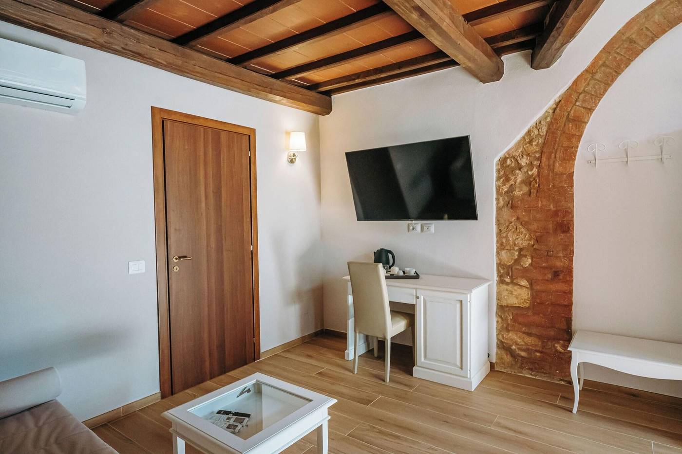 Borgo-Il-Poggiaccio-Room-53