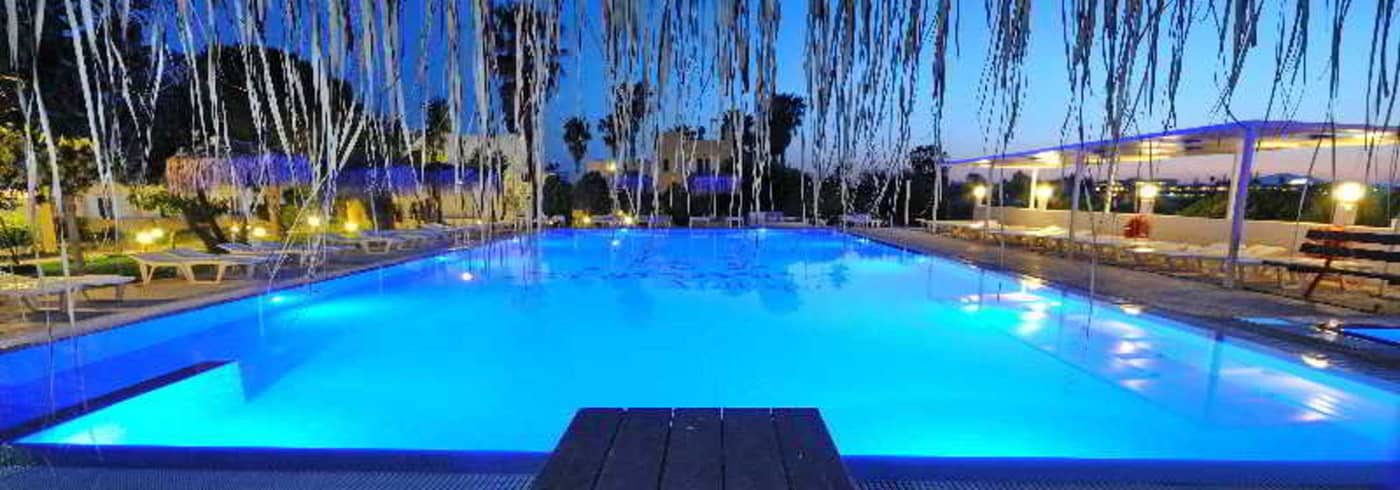Summer-Village-Hotel-Pool-17