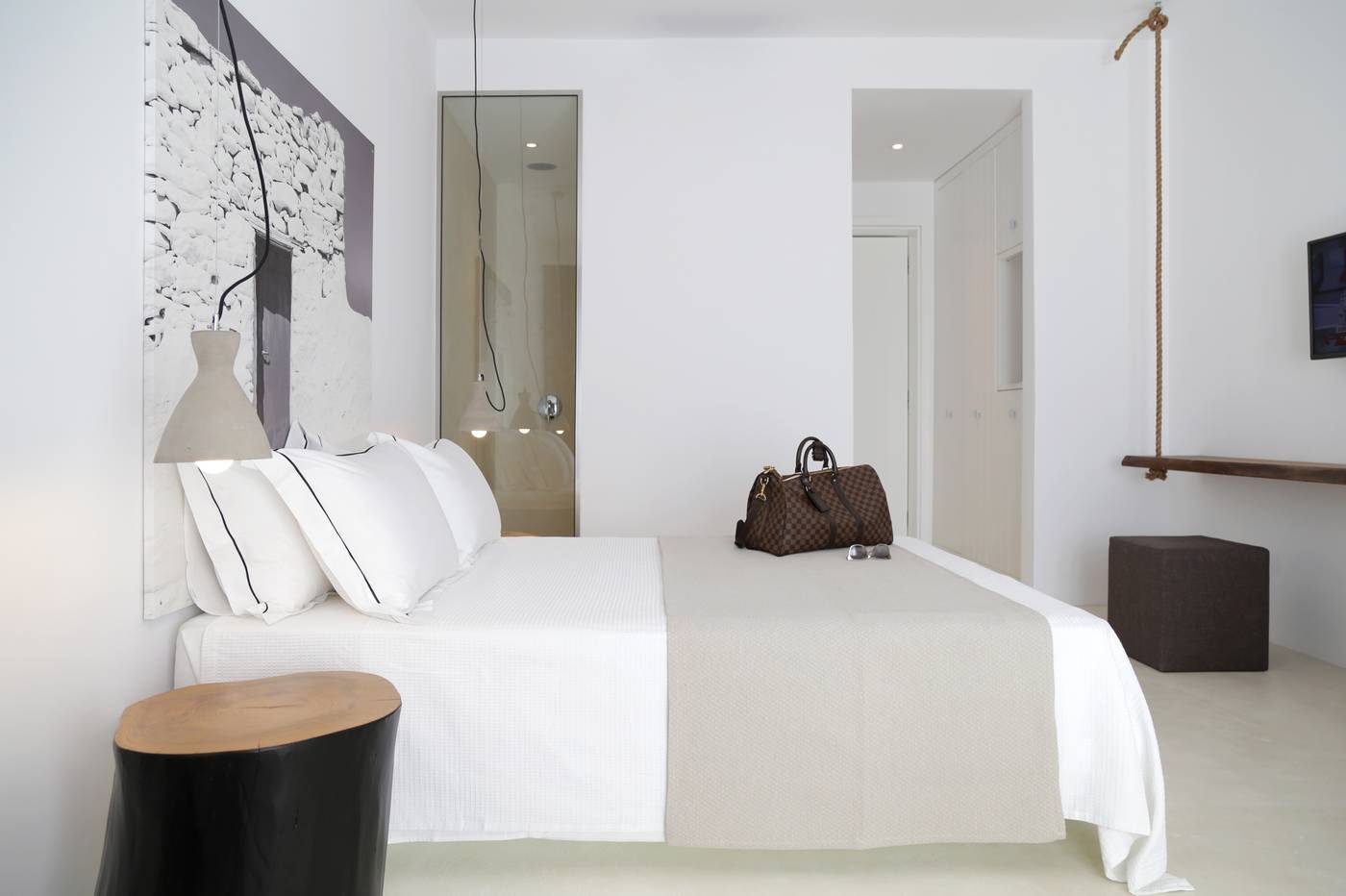 Livin-Mykonos-Hotel-Room-25