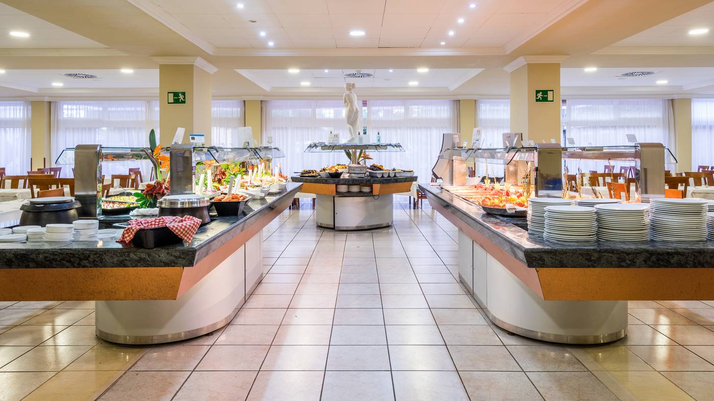 Blue-Sea-Puerto-Resort-Restaurant-30