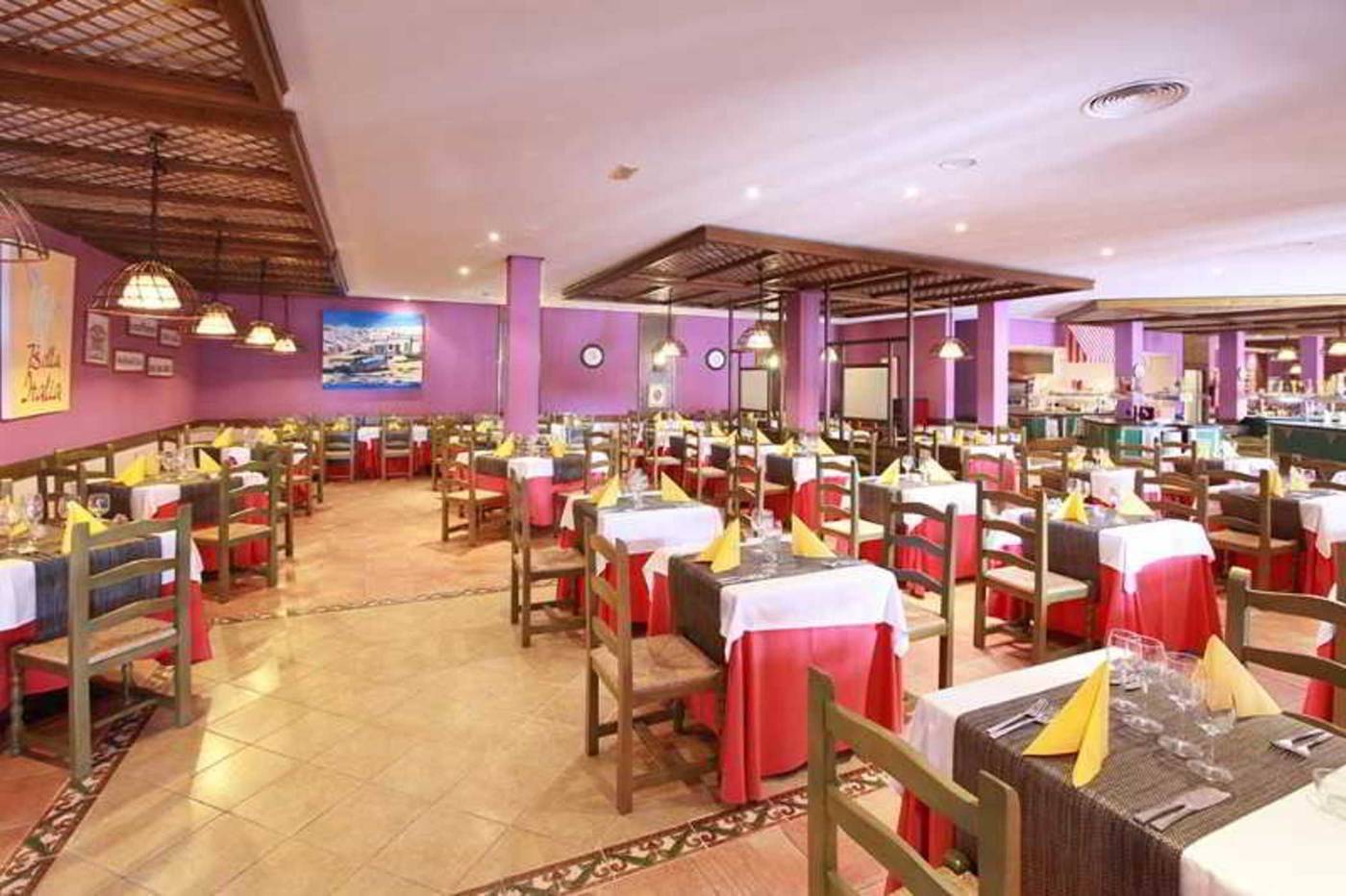 TUI-Magic-Life-Fuerteventura-Restaurant-30
